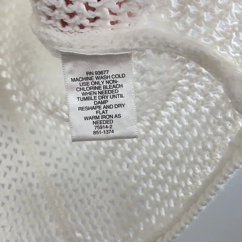 3For$20 Liz Claiborne White knitted Sweater Top M